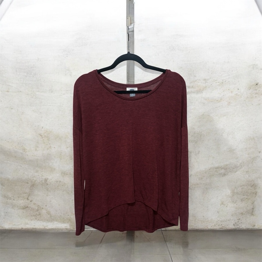 OLD NAVY Long Sleeve Scoop Neck Top in Burgundy